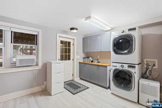 $1,250,000 | 65 Van Reipen Avenue, Jersey City, NJ 07306