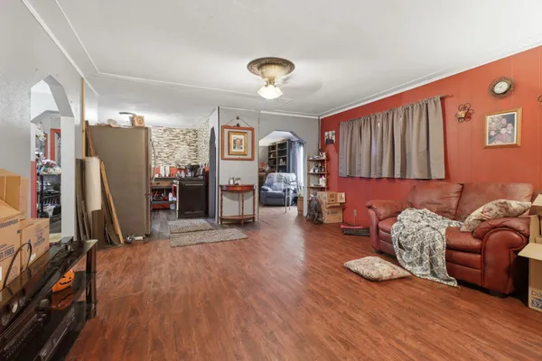 $179,000 | 1611 Weymouth Street, West Bloomfield, MI 48324