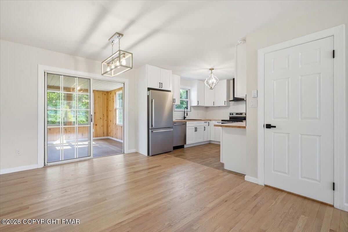 129 Rinker Road Stroudsburg, PA 18360 - Photo 12 of 64 DINING ROOM