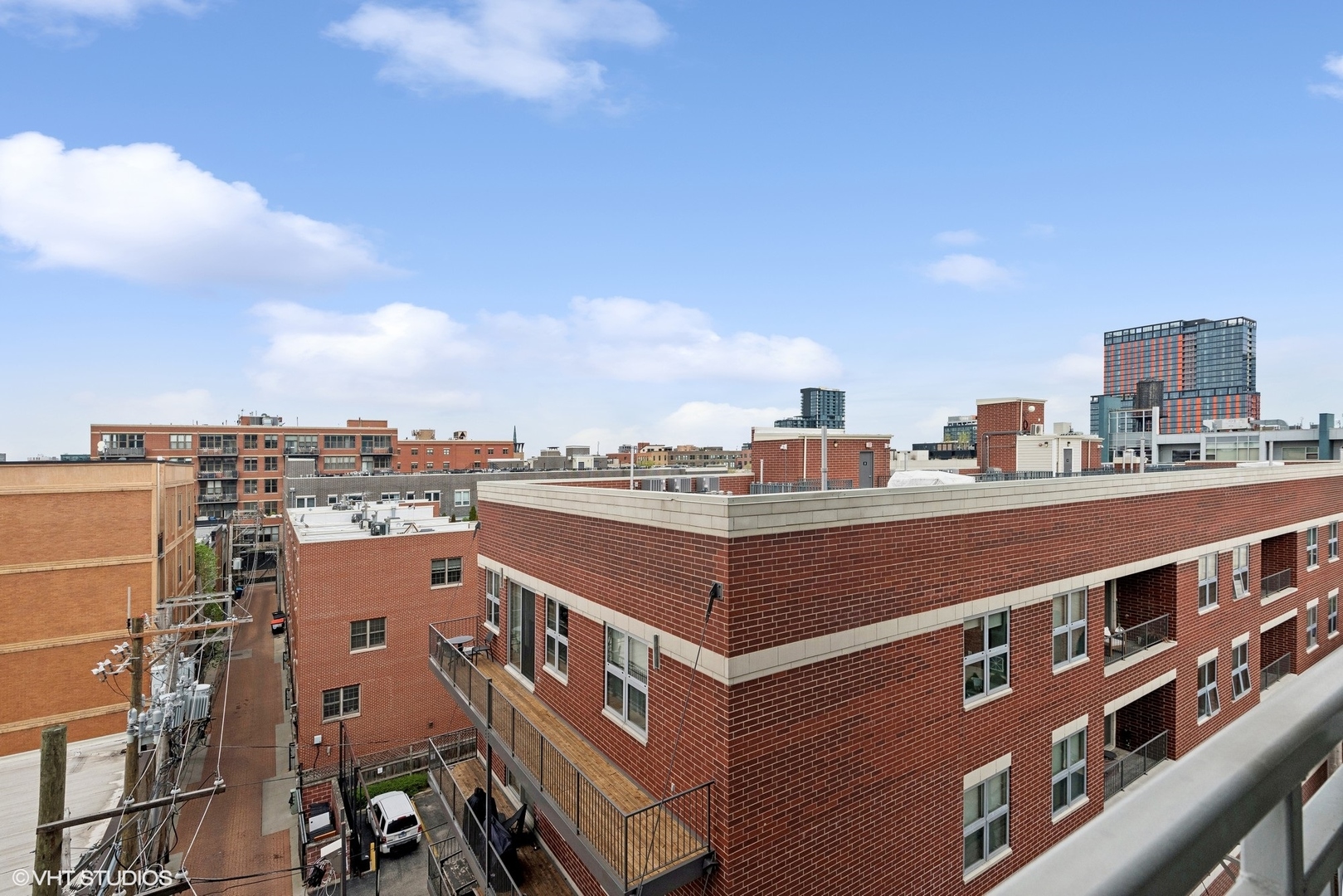 1200 West Monroe Street, Unit 619 Chicago, IL 60607 - Photo 14 of 16 a view of a building