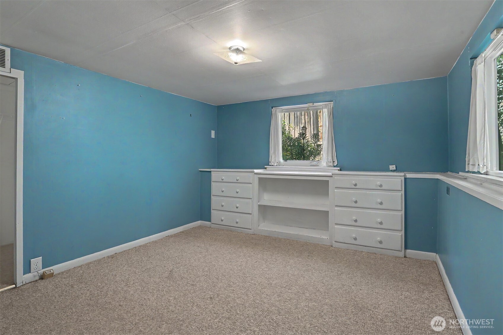 322 North 81st Street Seattle, WA 98103 - Photo 24 of 40