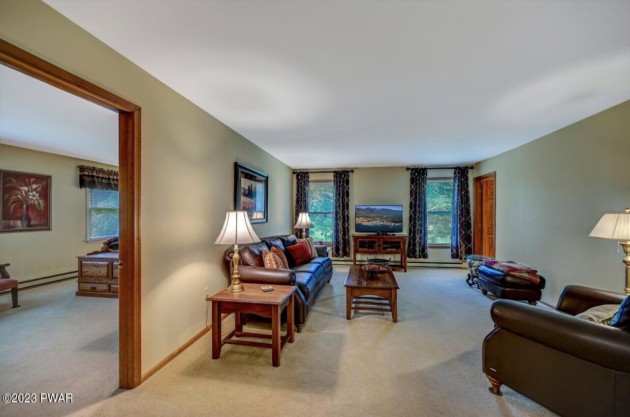 194 North Smith Road Waymart, PA 18472 - Photo 24 of 88 Family Room