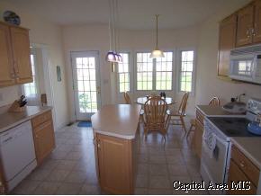 4525 Greenbriar Drive Springfield, IL 62711 - Photo 4 of 9 Gallery Image 4