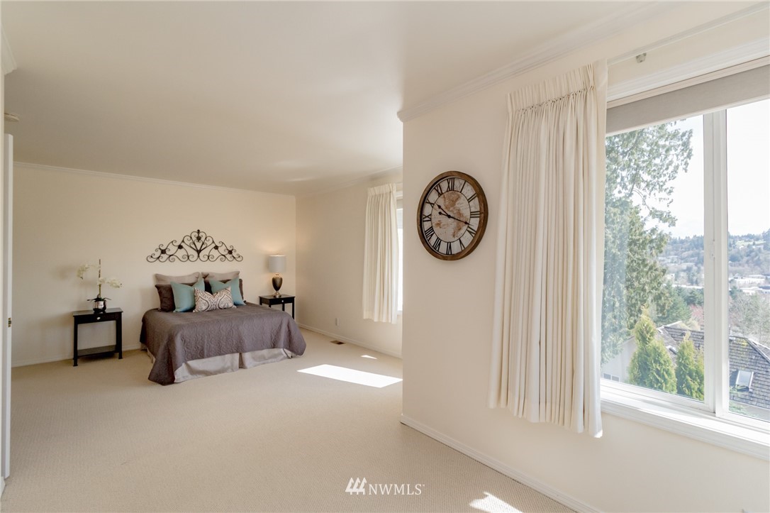 19614 110th Place Northeast Bothell, WA 98011 - Photo 14 of 25 Gallery Image 14