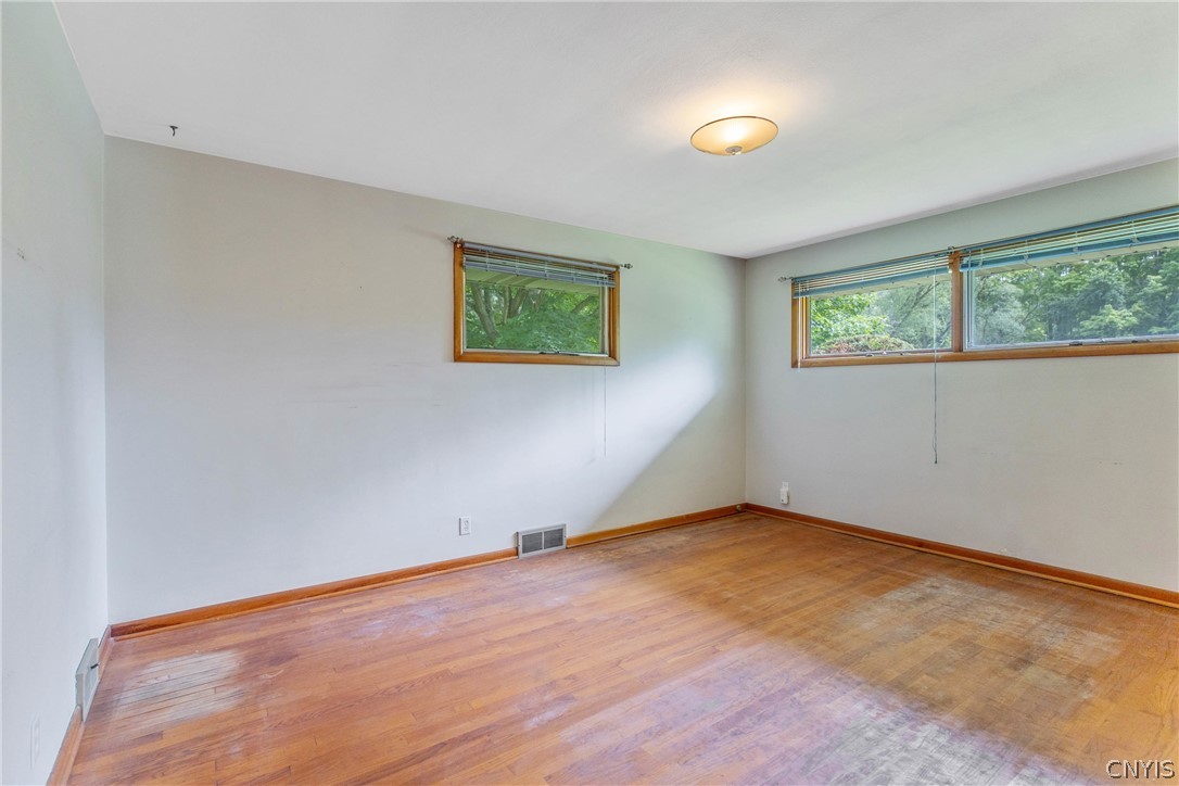 8252 Maple Road Clay, NY 13041 - Photo 26 of 49