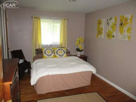 11200 Coldwater Road Flushing, MI 48433 - Photo 8 of 15 20445998-7.JPG