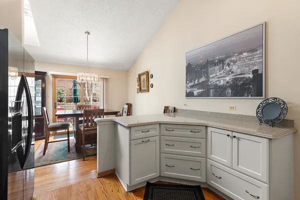 $395,000 | 15331 Wilshire Drive, Orland Park, IL 60462