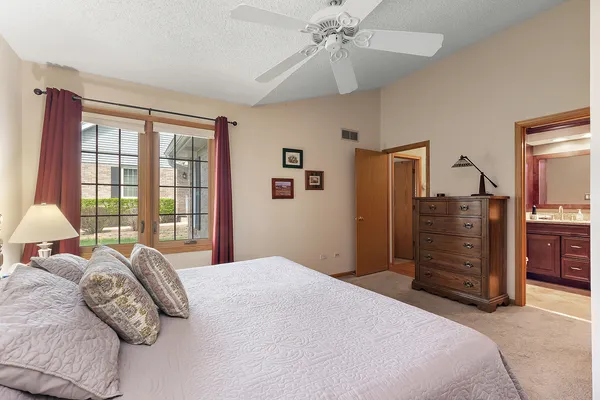 $395,000 | 15331 Wilshire Drive, Orland Park, IL 60462