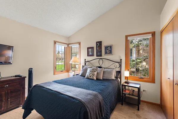 $395,000 | 15331 Wilshire Drive, Orland Park, IL 60462