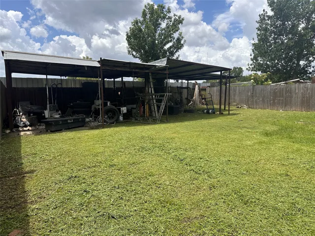 $172,000 | 2122 Kowis Street, Houston, TX 77093