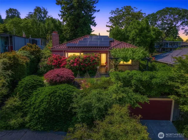 $1,550,000 | 6045 Seward Park Avenue South, Seattle, WA 98118