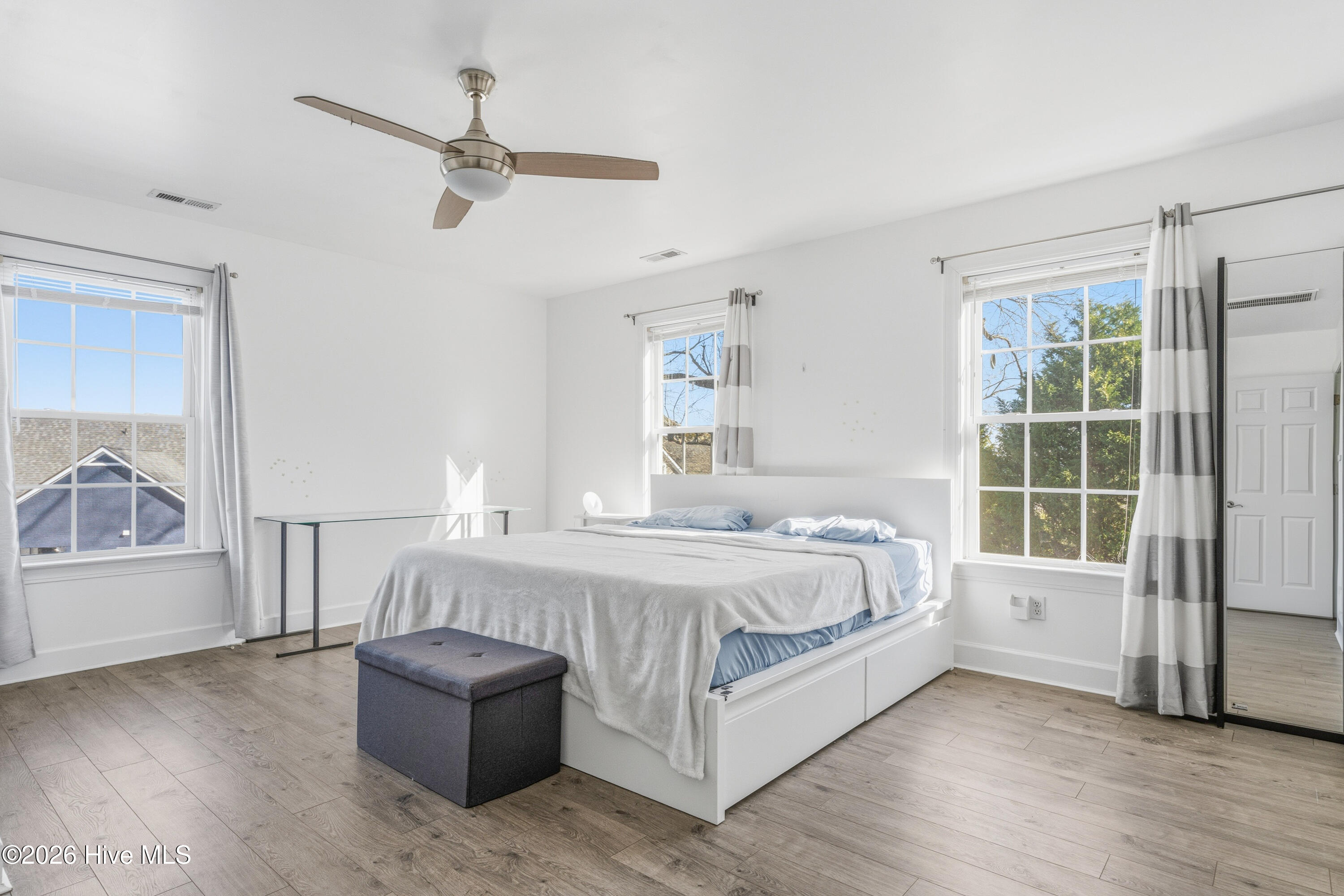 103 Gibbs Road New Bern, NC 28560 - Photo 25 of 41 103 Gibbs Rd | Interior exterior (21 of