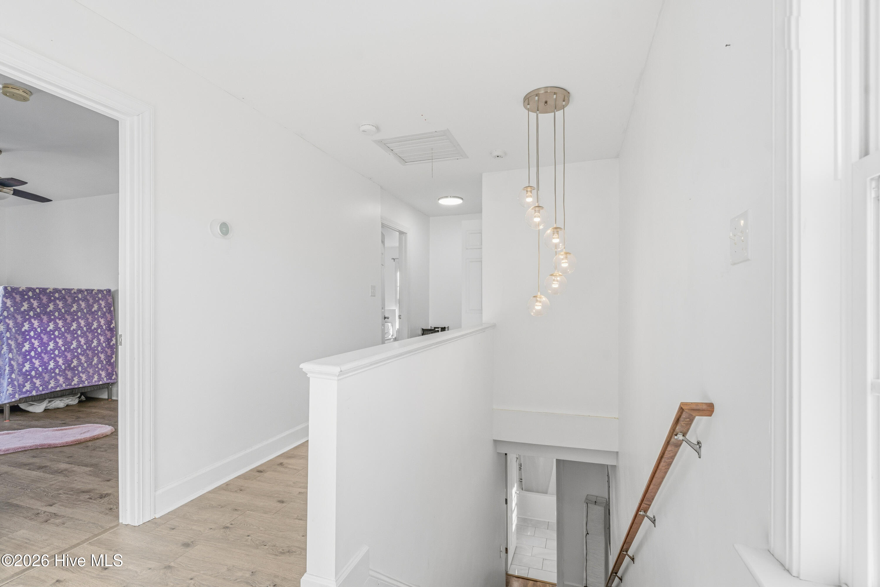 103 Gibbs Road New Bern, NC 28560 - Photo 29 of 41 103 Gibbs Rd | Interior exterior (26 of