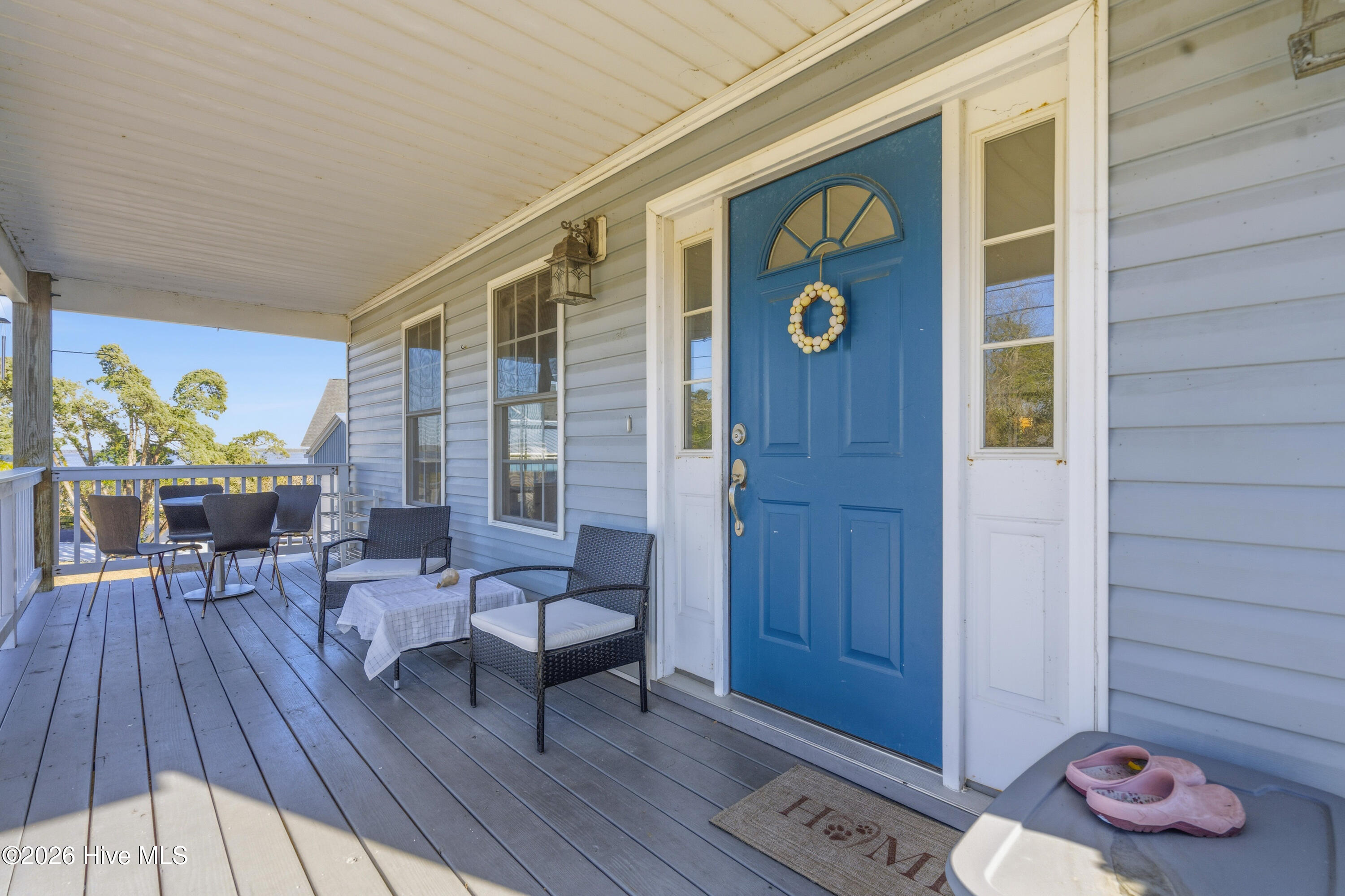 103 Gibbs Road New Bern, NC 28560 - Photo 33 of 41 103 Gibbs Rd | Interior exterior (30 of