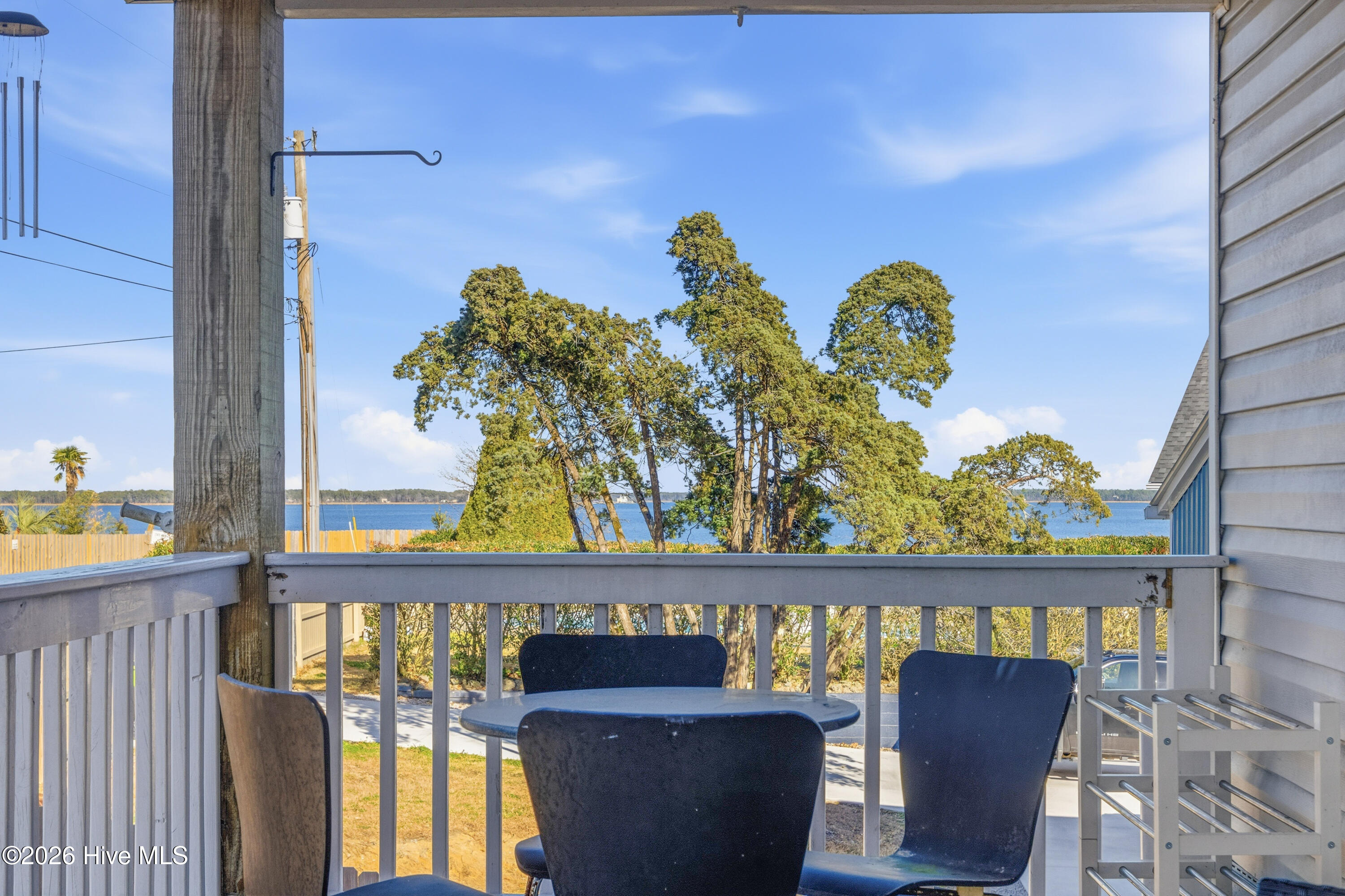 103 Gibbs Road New Bern, NC 28560 - Photo 34 of 41 103 Gibbs Rd | Interior exterior (31 of