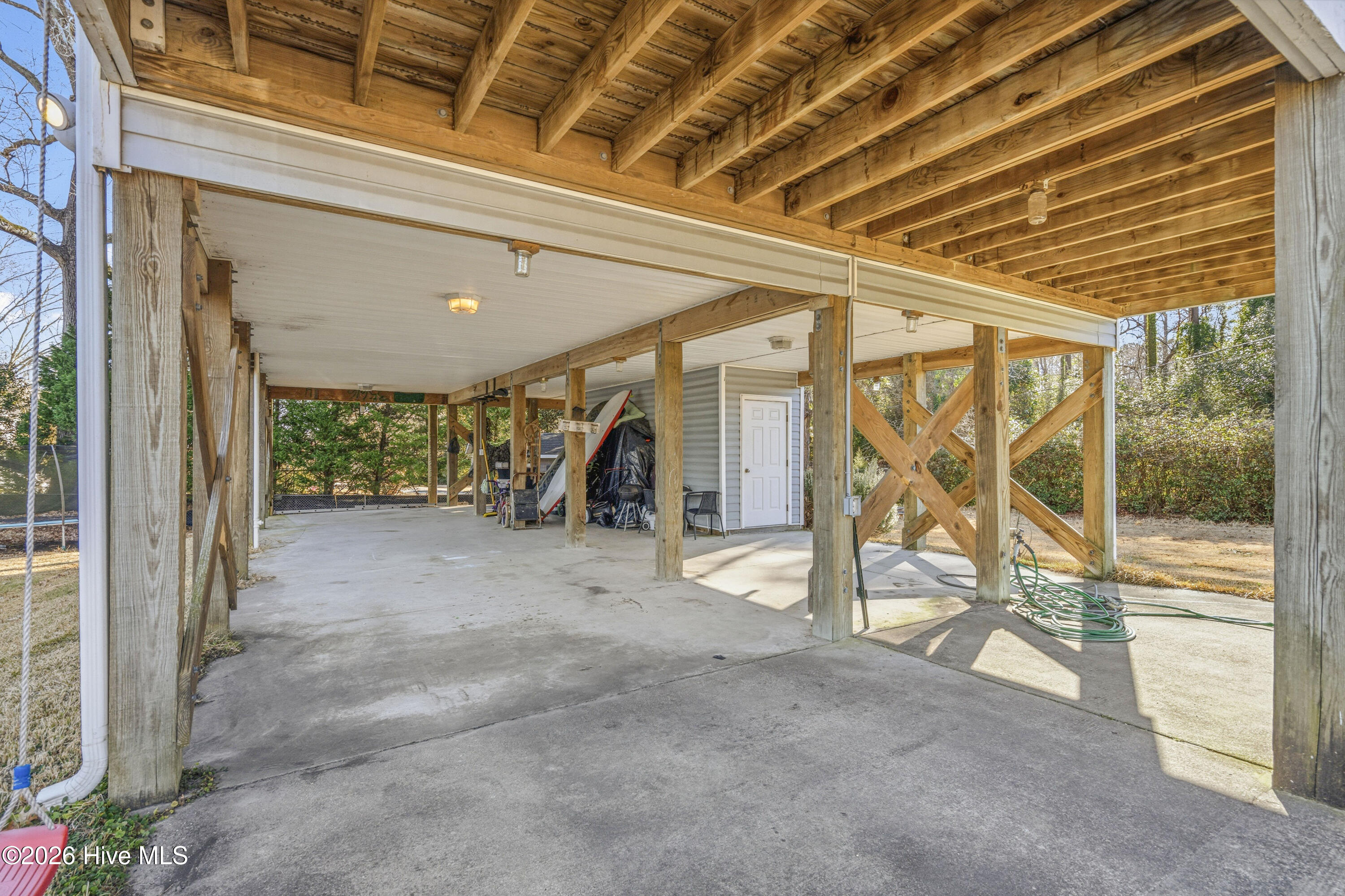 103 Gibbs Road New Bern, NC 28560 - Photo 37 of 41 103 Gibbs Rd | Interior exterior (34 of