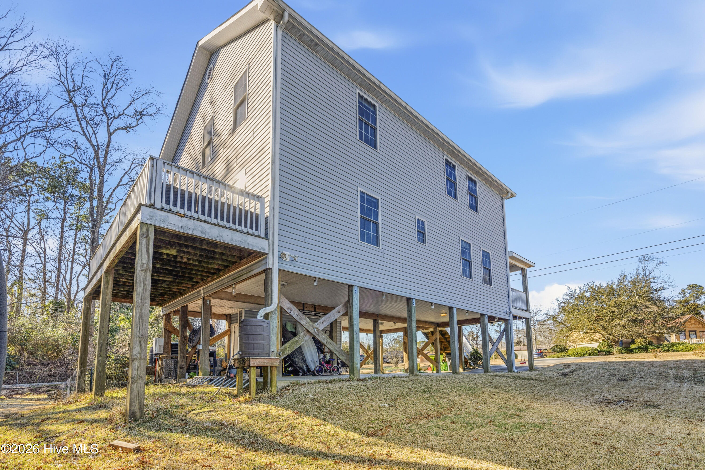103 Gibbs Road New Bern, NC 28560 - Photo 39 of 41 103 Gibbs Rd | Interior exterior (36 of