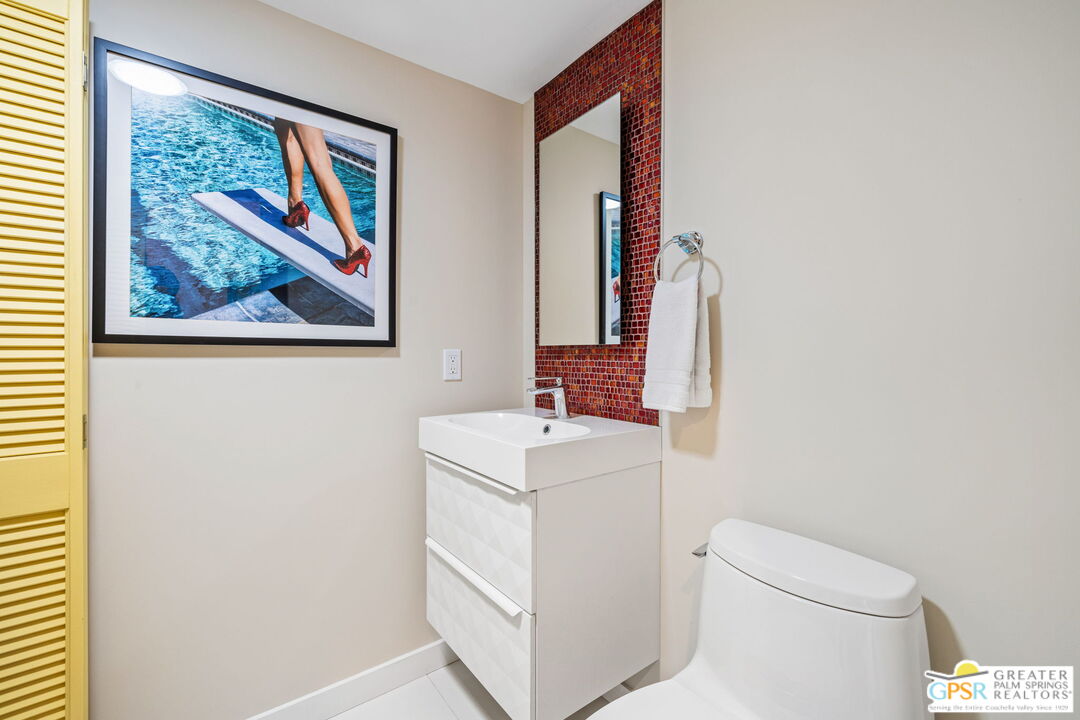 2033 Ramon Road, Unit 3B Palm Springs, CA 92264 - Photo 36 of 38 Gallery Image 36