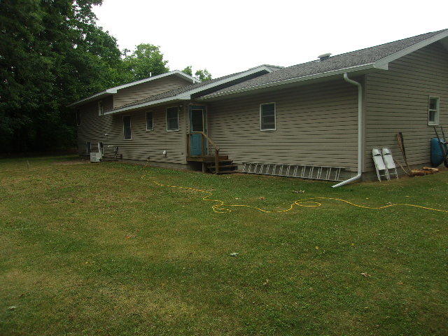 16 Bowerman Road Manistee, MI 49660 - Photo 3 of 13 101_3788
