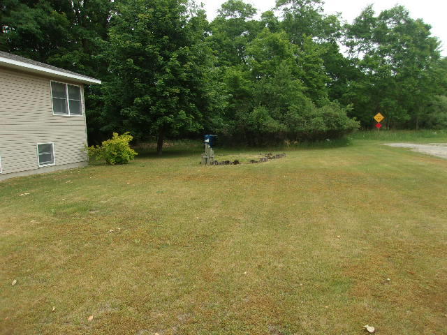16 Bowerman Road Manistee, MI 49660 - Photo 6 of 13 101_3791