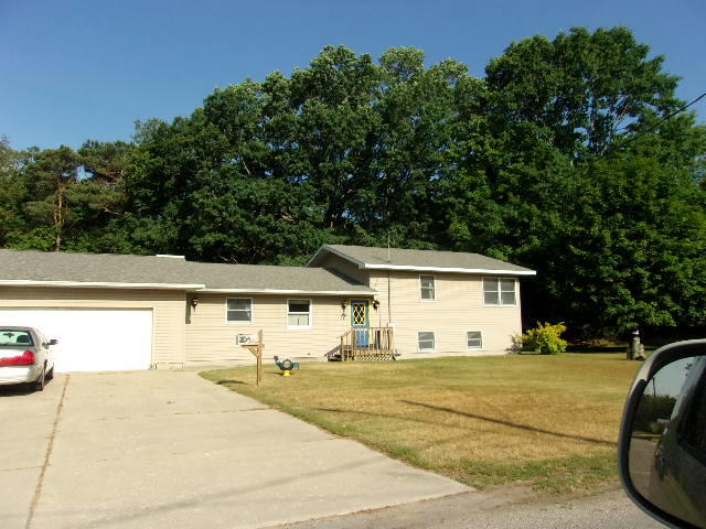 16 Bowerman Road Manistee, MI 49660 - Photo 7 of 13 101_3792