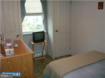 281 Coverly Road Lansdowne, PA 19050 - Photo 11 of 12 Bedroom 2