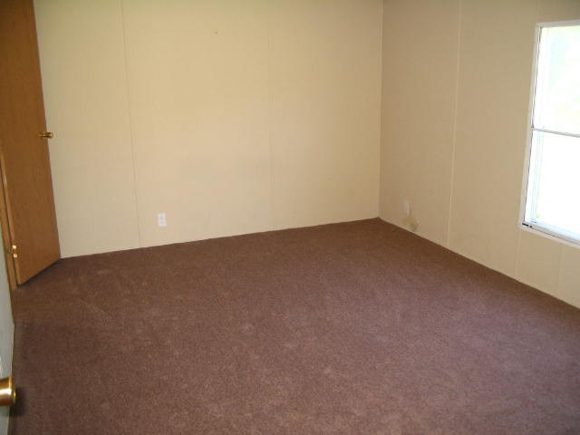 1776 Fountain Inn Road Woodruff, SC 29388 - Photo 7 of 14