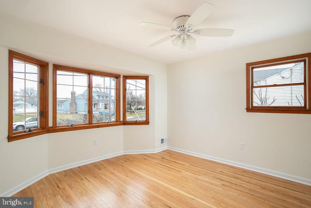 28 Albemarle Road Trenton, NJ 08690 - Photo 12 of 28 Gallery Image 12