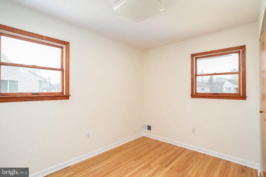 28 Albemarle Road Trenton, NJ 08690 - Photo 15 of 28 Gallery Image 15
