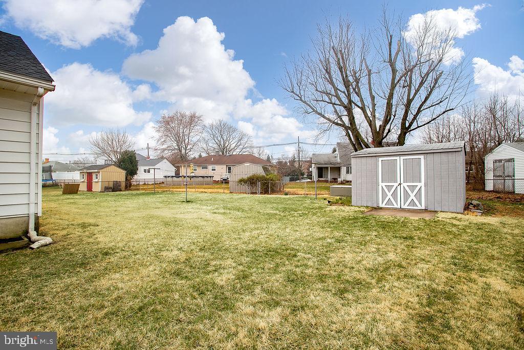 28 Albemarle Road Trenton, NJ 08690 - Photo 27 of 28 Gallery Image 27
