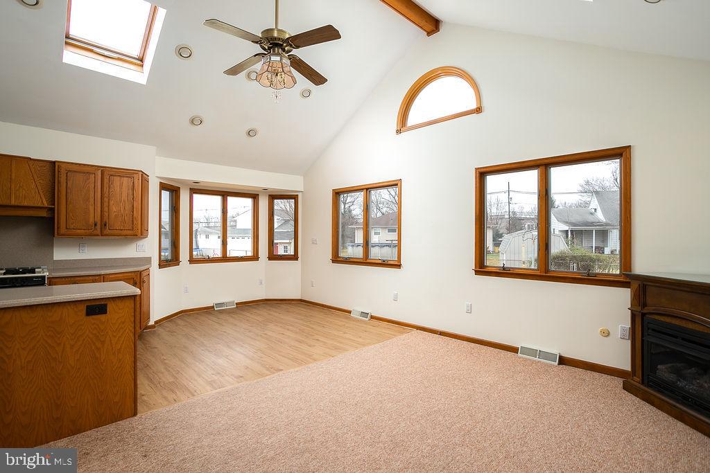 28 Albemarle Road Trenton, NJ 08690 - Photo 8 of 28 Gallery Image 8