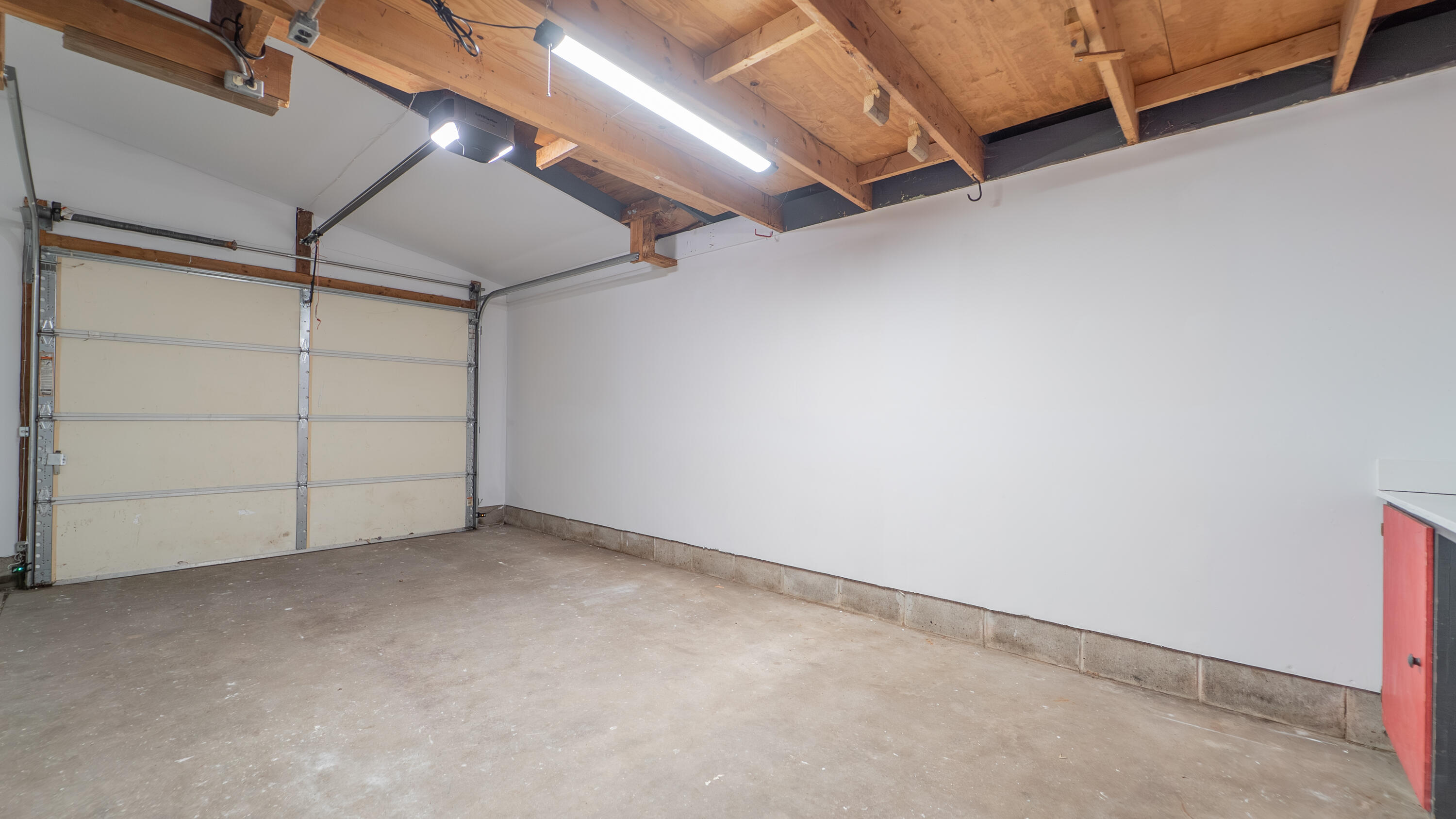 722 Madison Street Michigan City, IN 46360 - Photo 35 of 43 a view of a garage