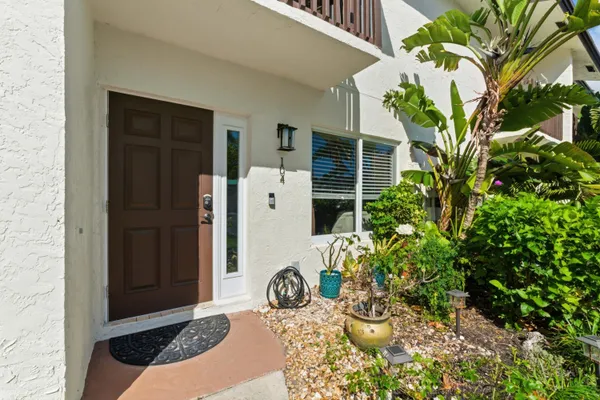 $3,200 | 1917 Northeast 3rd Street, Deerfield Beach, FL 33441