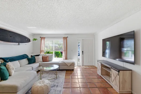 $3,200 | 1917 Northeast 3rd Street, Deerfield Beach, FL 33441