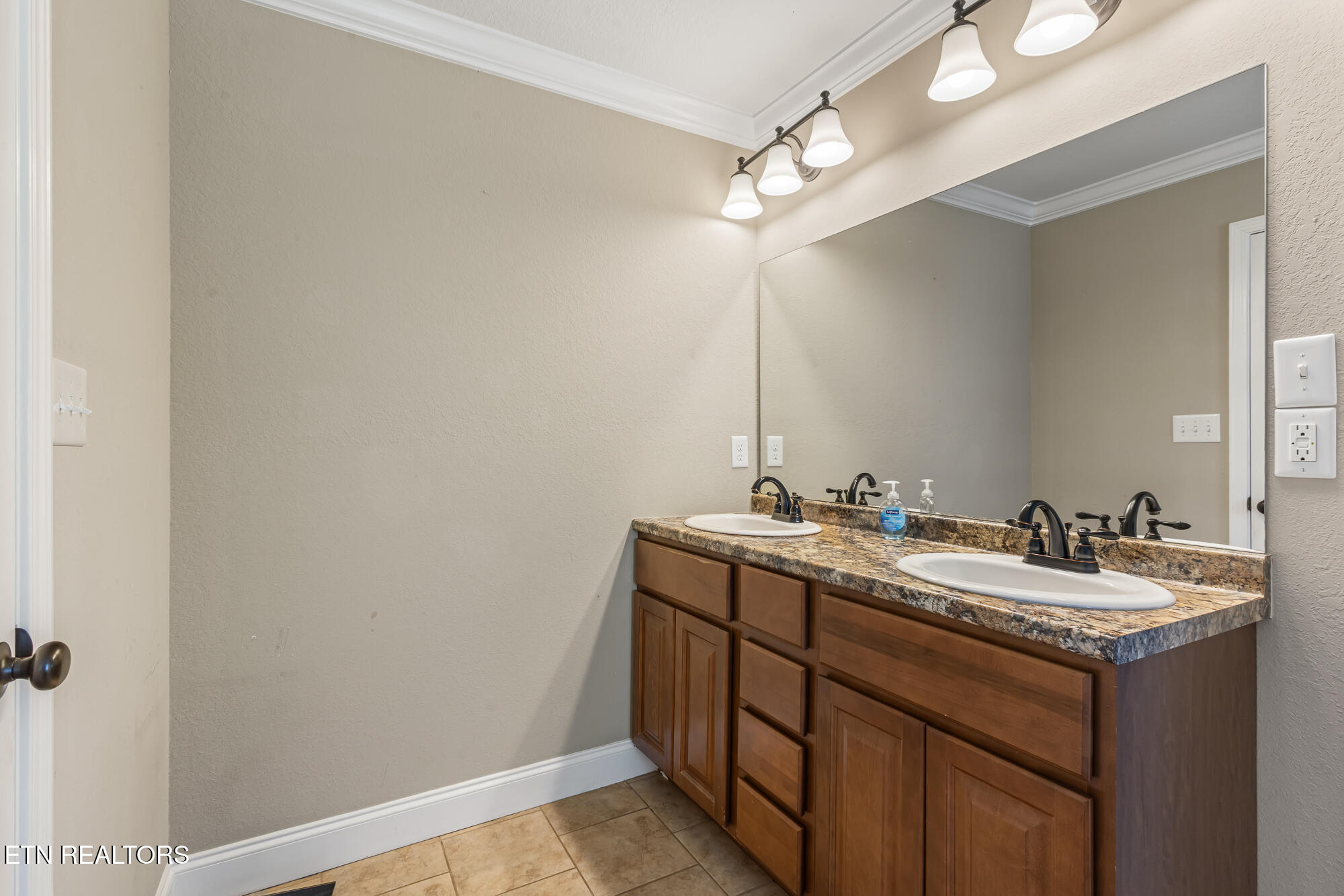 2623 Best Road Maryville, TN 37803 - Photo 15 of 24 2623 Best Rd-19