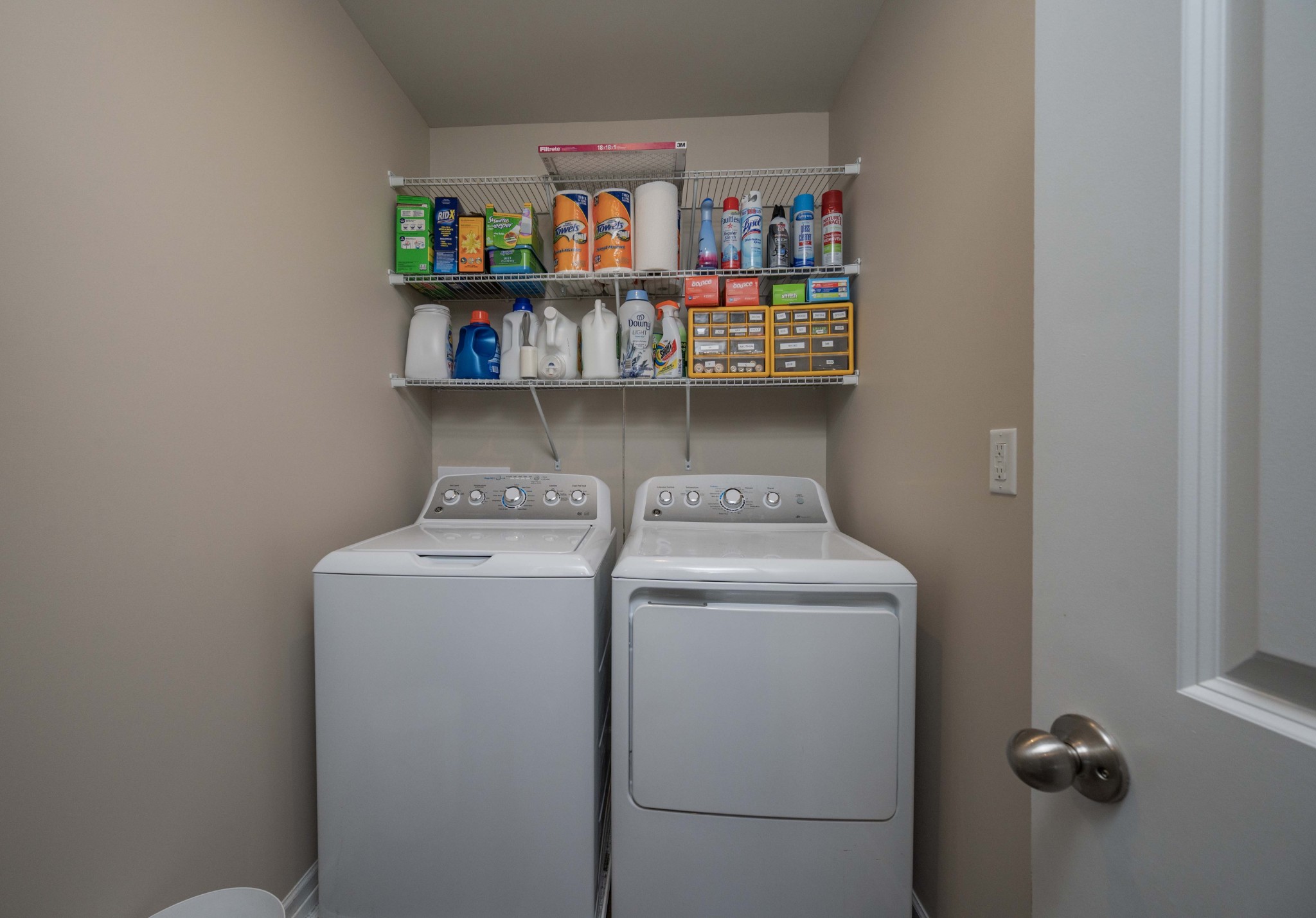 5531 Compass Way Christiana, TN 37037 - Photo 18 of 21 a utility room with dryer and washer