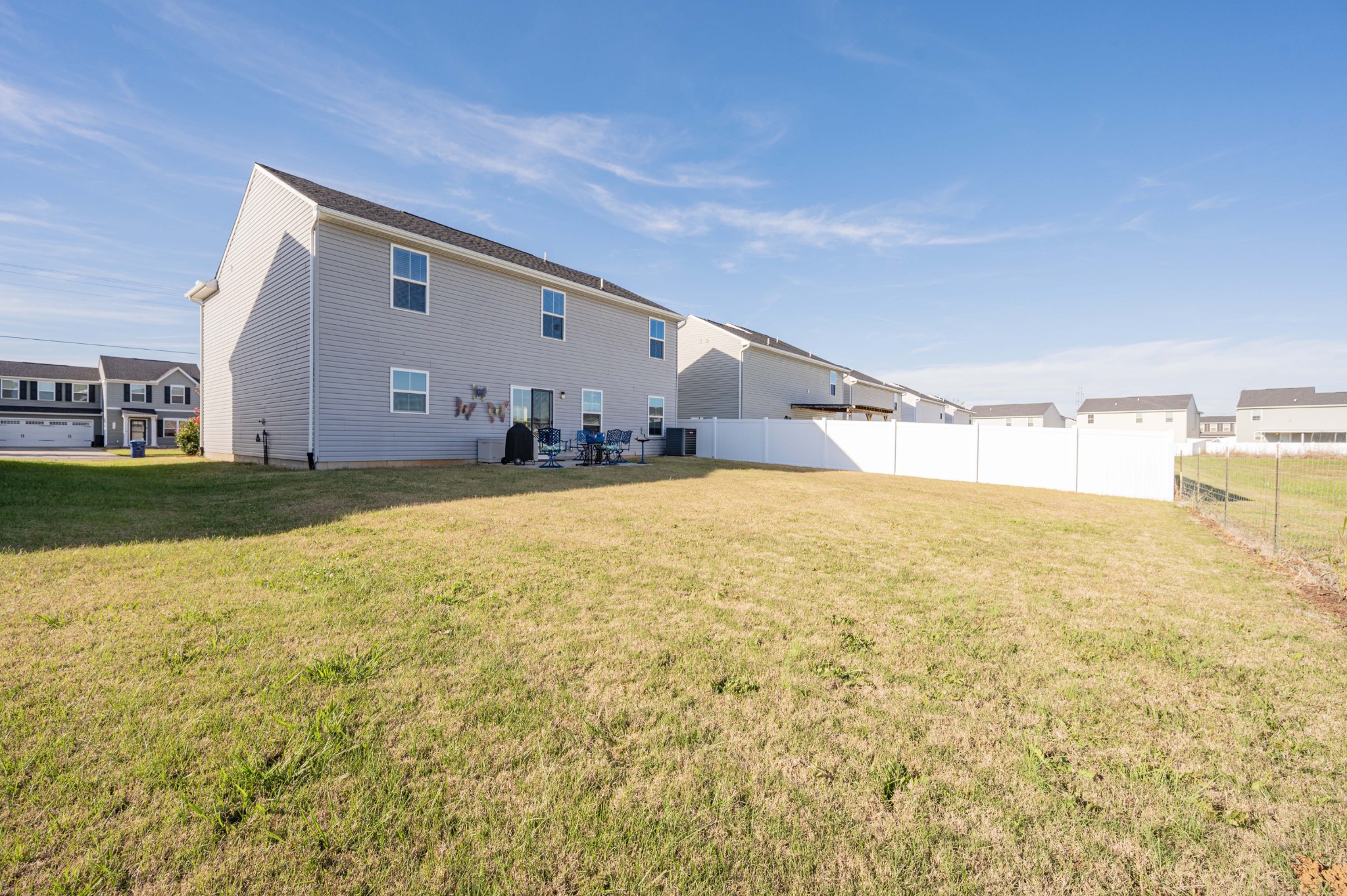 5531 Compass Way Christiana, TN 37037 - Photo 20 of 21 a big room with an ocean view