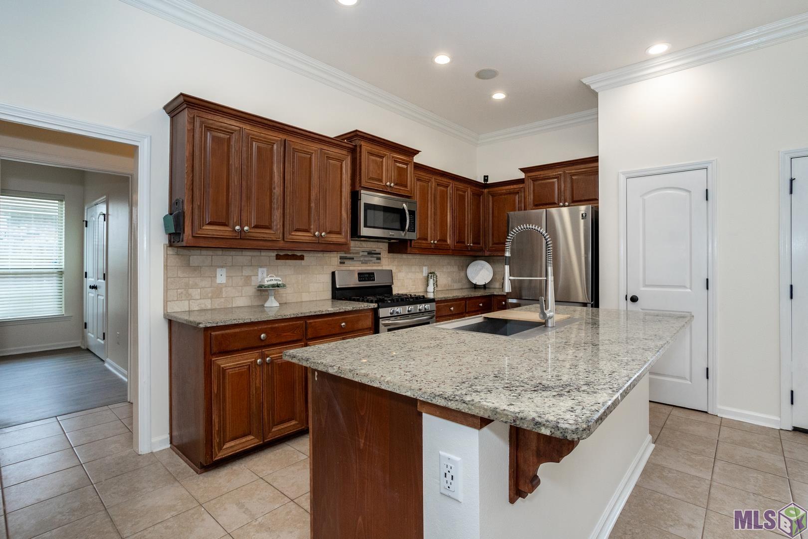 6727 Limerick Drive Addis, LA 70710 - Photo 9 of 27 Gallery Image 9