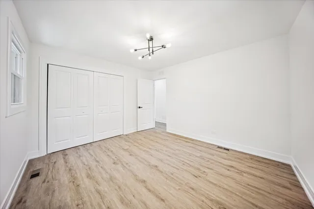 $499,900 | 22W633 Burr Oak Drive, Glen Ellyn, IL 60137