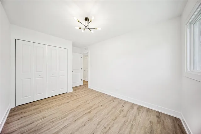 $499,900 | 22W633 Burr Oak Drive, Glen Ellyn, IL 60137