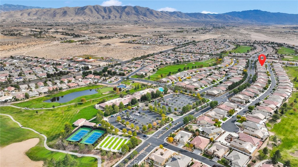 18968 Raven Street Apple Valley, CA 92308 - Photo 53 of 53 a view of a city