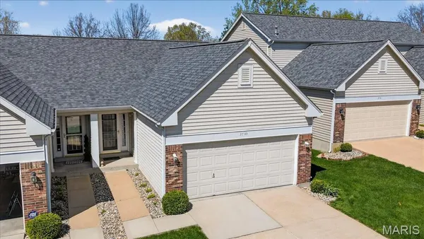 $229,900 | 3745 Southern Manor Drive, St. Louis, MO 63125