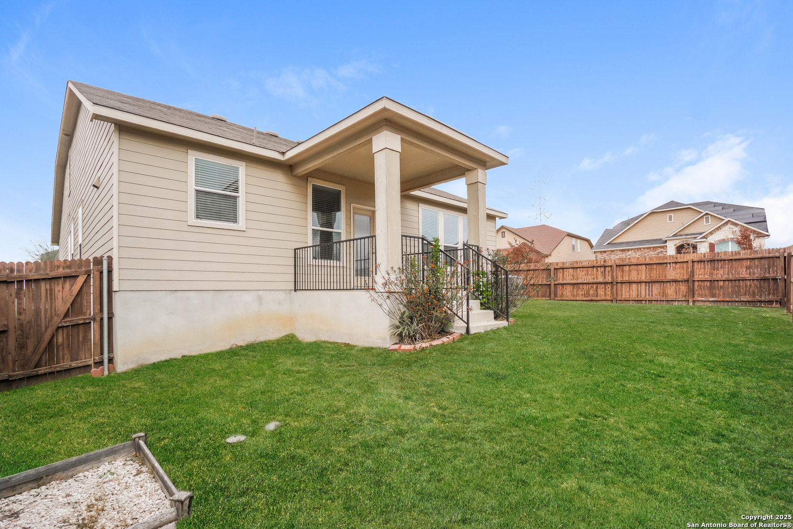 540 Landmark Gate Cibolo, TX 78108 - Photo 19 of 22 a view of a house with a yard and sitting area