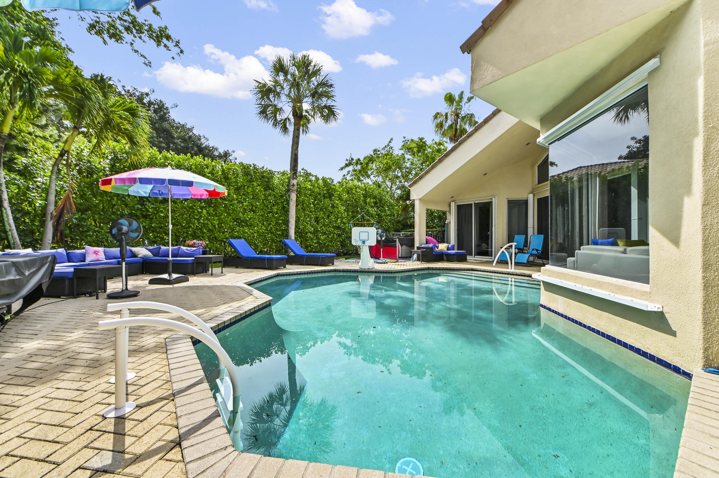 7165 Mariana Court Boca Raton, FL 33433 - Photo 34 of 47 46 Pool 04