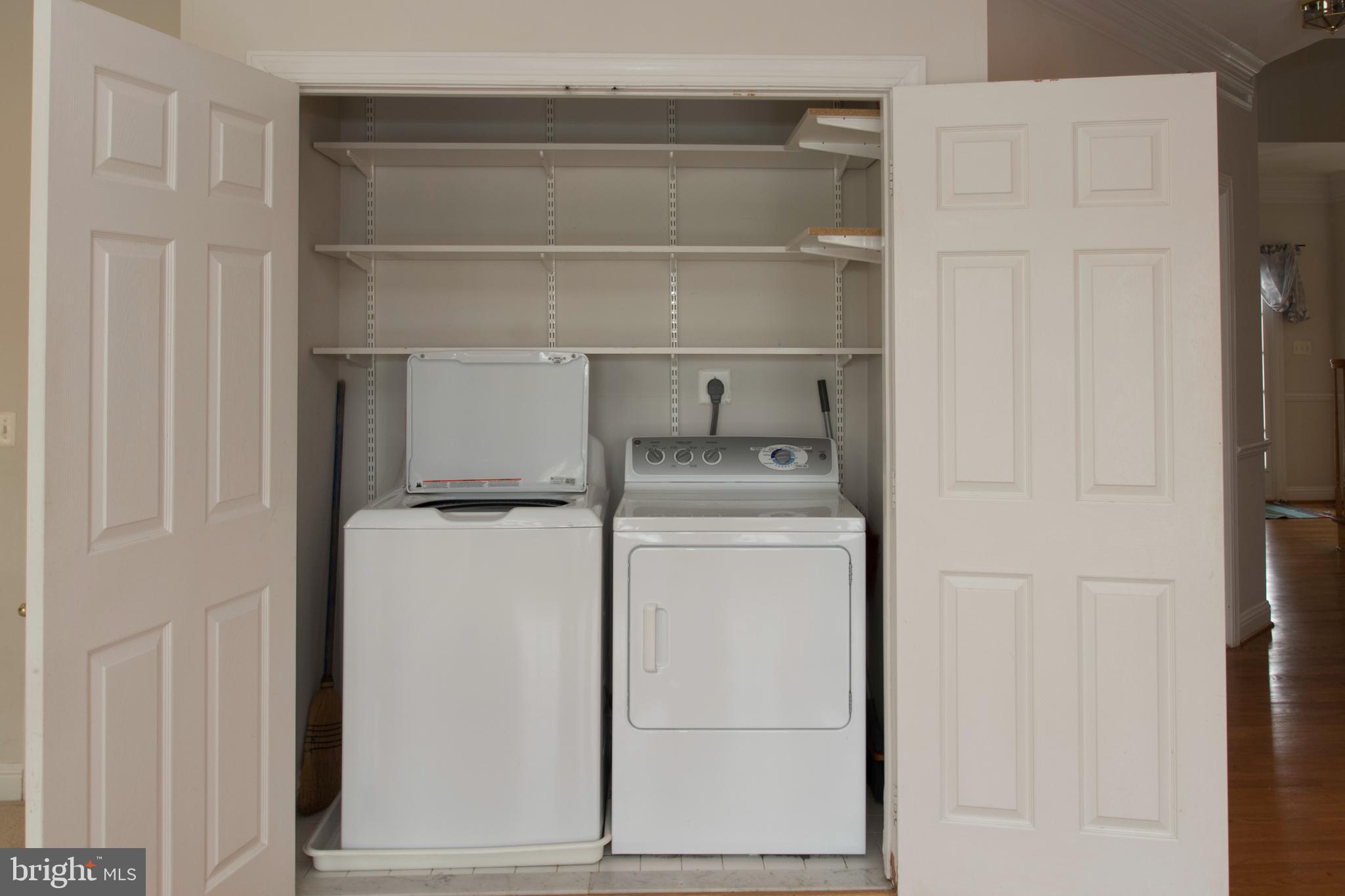 10817 Maplecrest Lane Potomac, MD 20854 - Photo 16 of 62