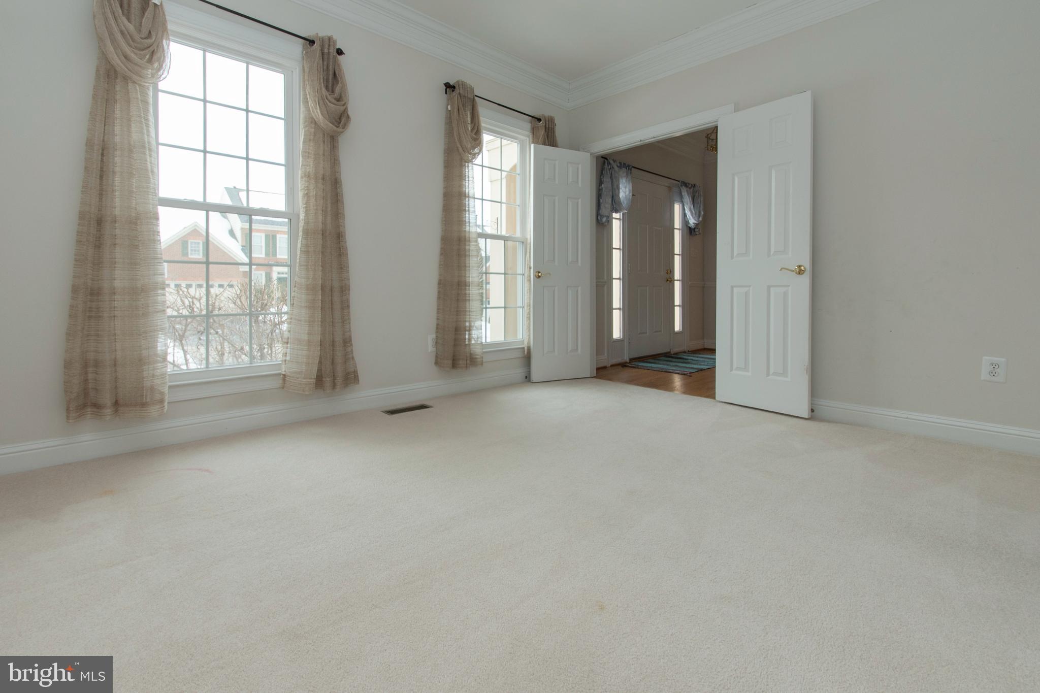 10817 Maplecrest Lane Potomac, MD 20854 - Photo 22 of 62