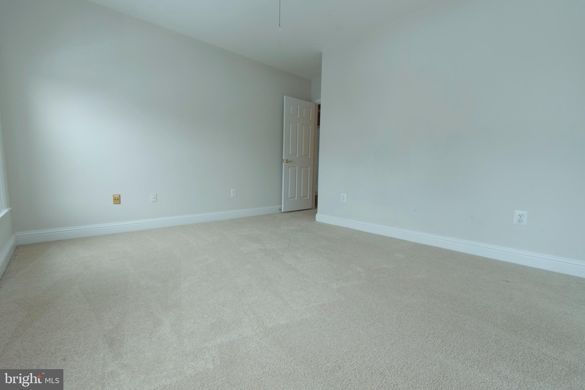 10817 Maplecrest Lane Potomac, MD 20854 - Photo 26 of 62