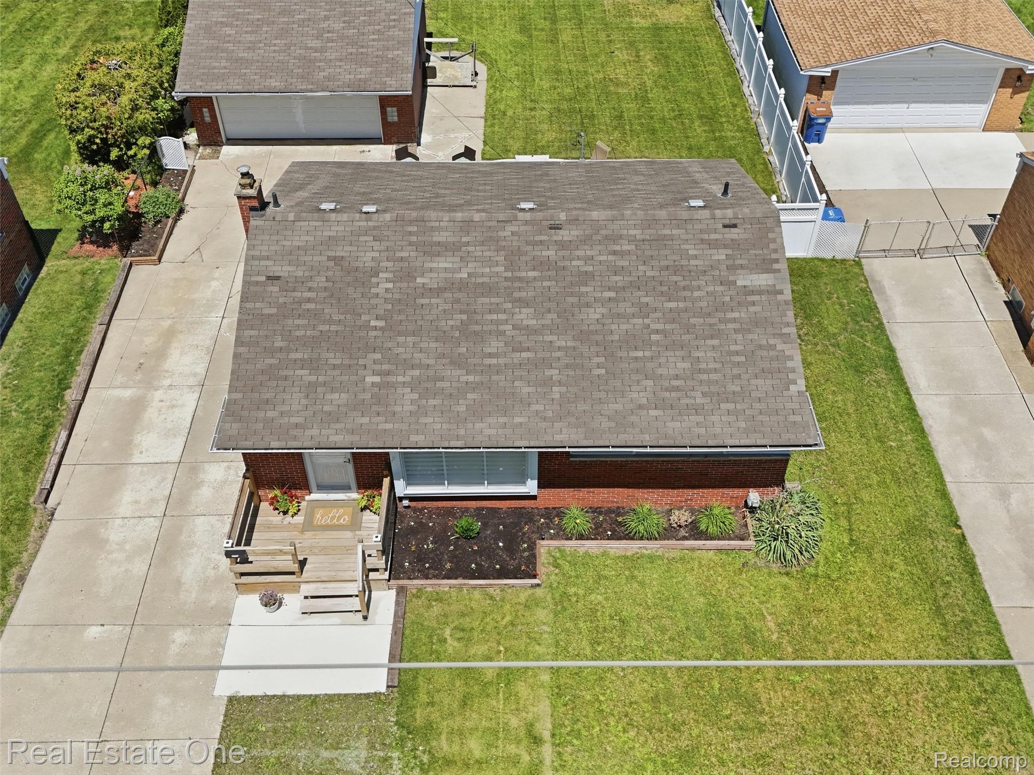 4603 East Thirteen Mile Road Warren, MI 48092 - Photo 32 of 33 09-DJI_20260530133408_0069_D.jpg