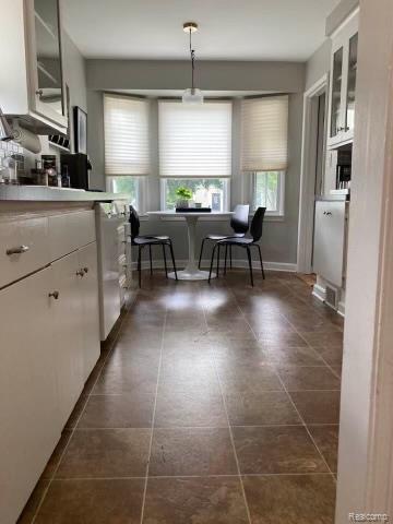 1610 Eaton Road Berkley, MI 48072 - Photo 20 of 61