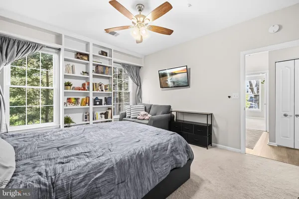 $470,000 | 7706 Haynes Point Way, Unit D, Alexandria, VA 22315